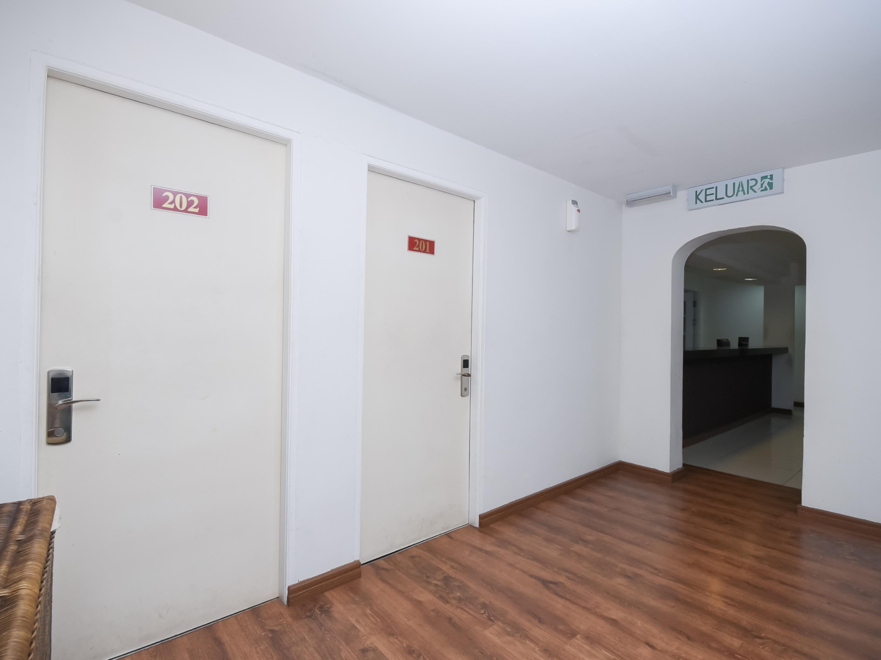Super Oyo 89604 City Home Stay Miri Exterior foto