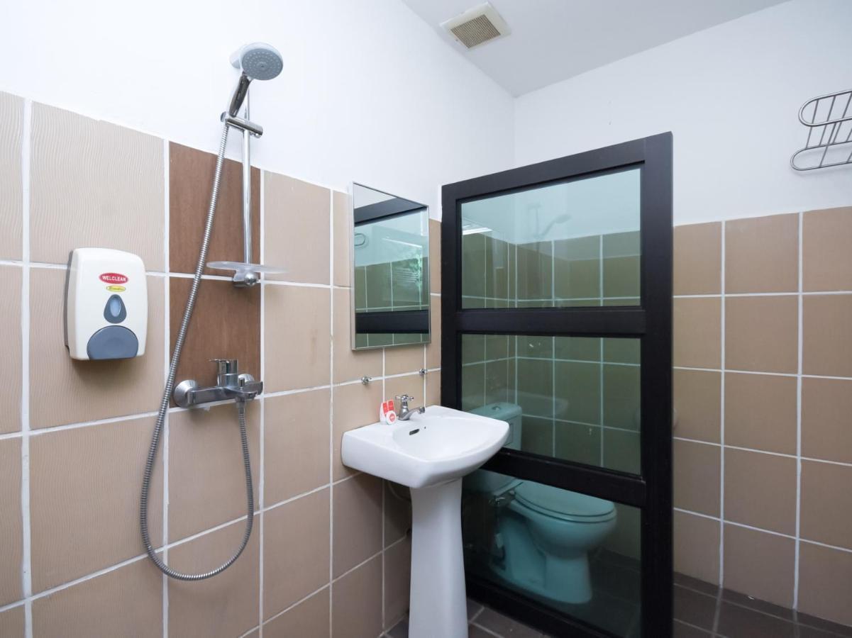 Super Oyo 89604 City Home Stay Miri Exterior foto